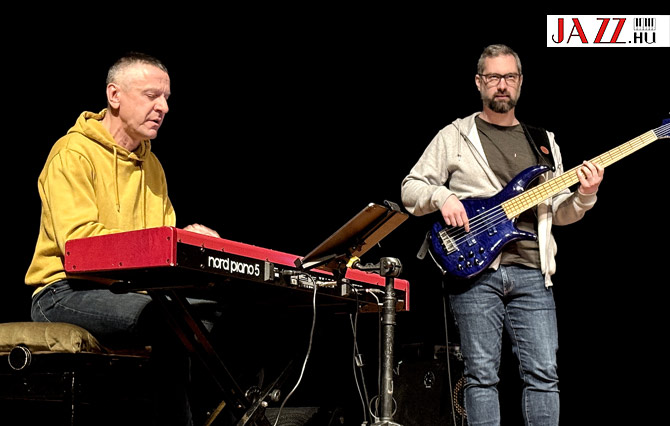 Sárik Péter Trio